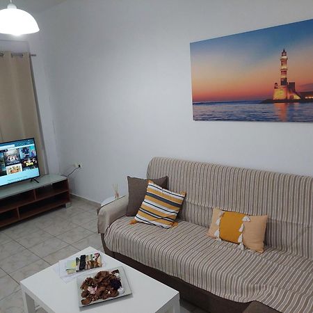 Iakovos Apartments Chorafakia エクステリア 写真