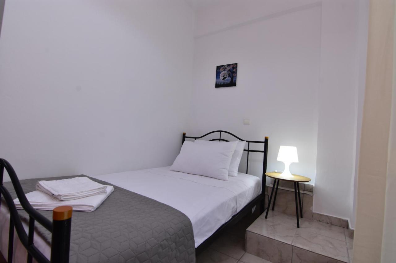 Iakovos Apartments Chorafakia エクステリア 写真