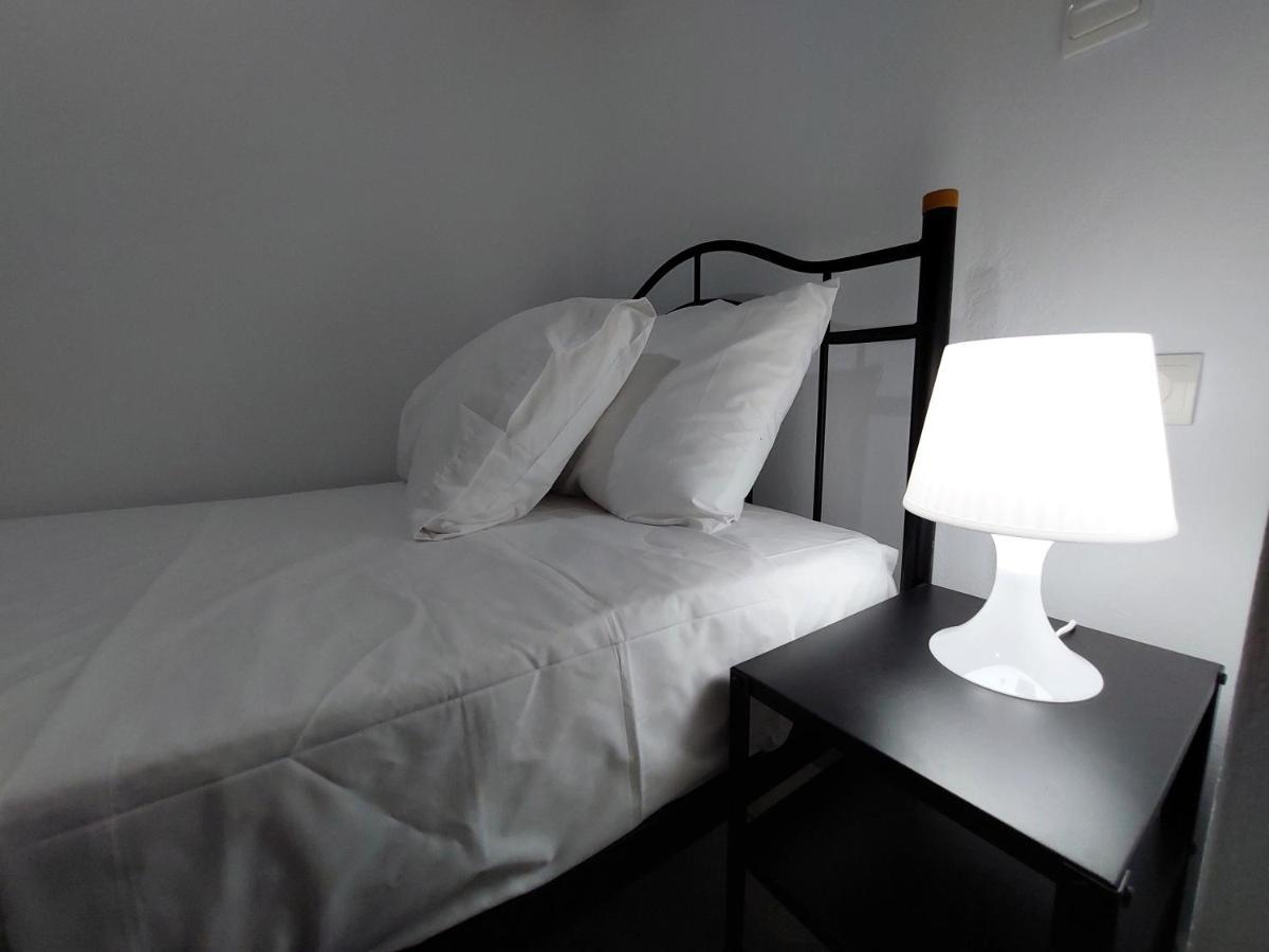 Iakovos Apartments Chorafakia エクステリア 写真