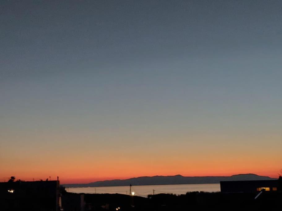 Iakovos Apartments Chorafakia エクステリア 写真